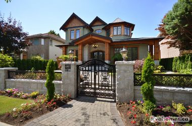 West Vancouver Custom Homes